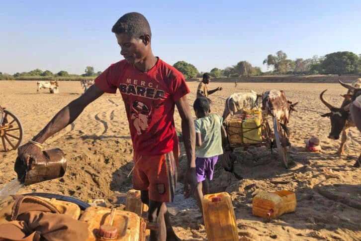 Image à la une de Madagascar : le réchauffement climatique est-il vraiment à l’origine de la famine dans le sud ?