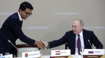 Image à la une de Accords militaires avec la Russie : de Madagascar au Cameroun, Moscou en « phase d’accélération » en Afrique