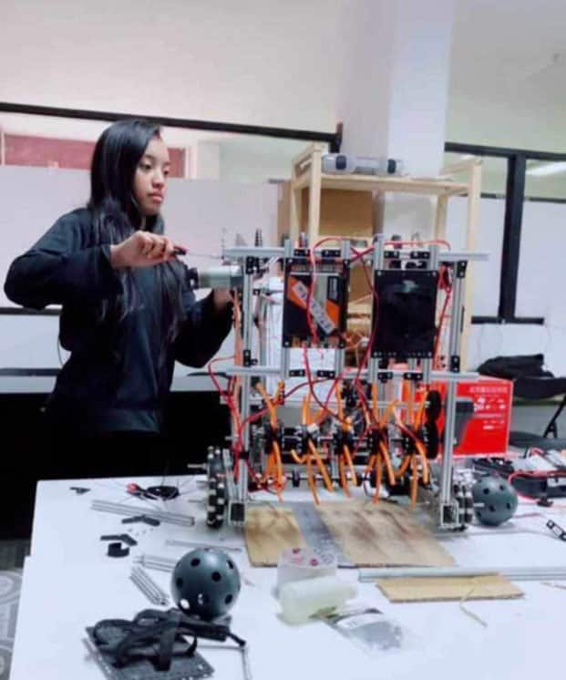 Image à la une de Concours de robotique – Quand science et mathématiques se conjuguent au féminin