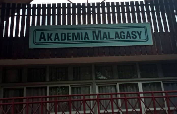 Image à la une de Journée recherche et innovation : Présentation officielle de la PNRI à l’Akademia Malagasy