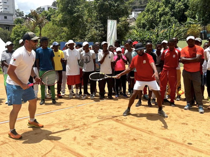 Image à la une de Madagascar Tennis Project : Antsirabe sous le charme !