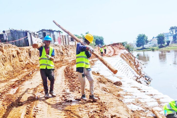 Image à la une de PRODUIR – Les travaux de sécurisation des digues continuent