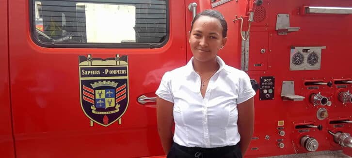 Image à la une de EMPLOI- Il y a des femmes pompiers actives.