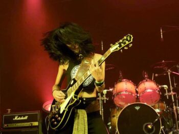Image à la une de Le groupe Loharano domine la scène européenne lors du festival rock « Hellfest 2024 ».
