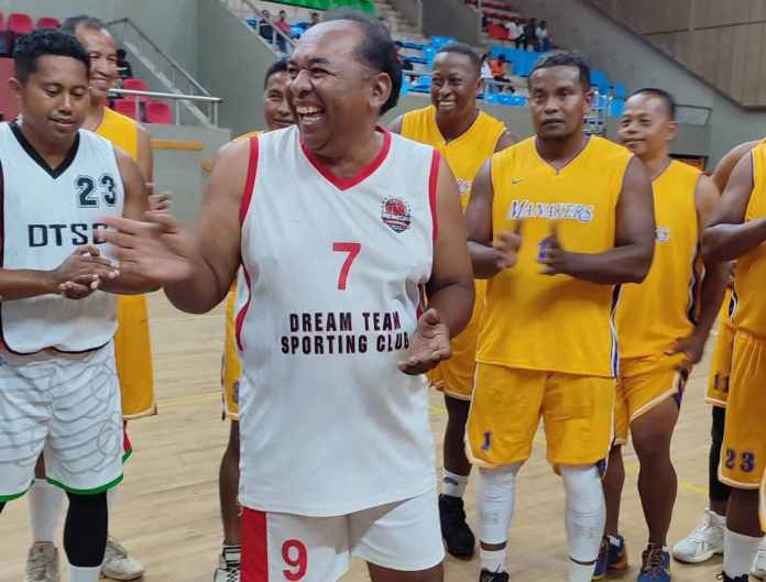 Image à la une de Basket – Jubilé 45 ans de Bayard : GNBC et UMAGIS remportent les trophées 