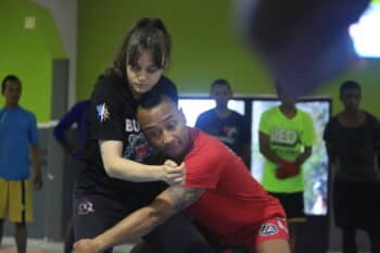 Image à la une de KENPO – MMA – Deux champions partagent des techniques pratiques