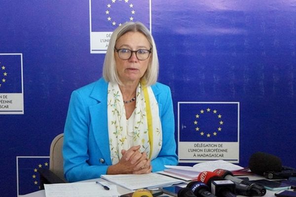 Image à la une de Diplomatie : Flou autour du cas de l’ambassadrice de l’Union Européenne