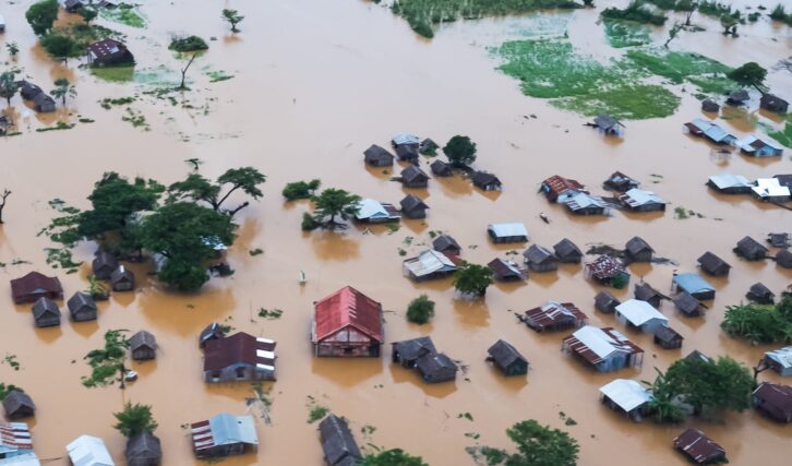 Image à la une de INTEMPÉRIES – Un village entier sous les eaux à Ambilobe