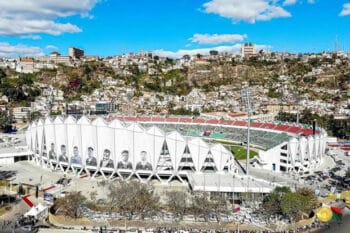 Image à la une de Pourquoi le Stade Barea n'a-t-il pas été homologué malgré les rénovations annoncées?