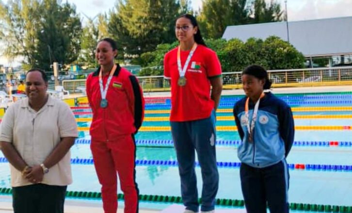 Image à la une de JEUX DE L’ACNOA – Les jeunes nageurs malgaches décrochent huit médailles dont cinq en or