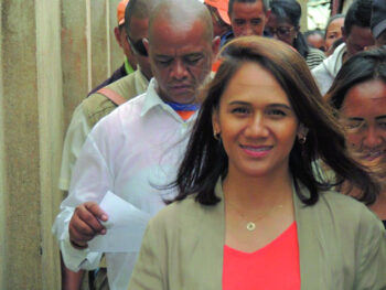 Image à la une de Ex-députée Aina Rafenomanantsoa (Anyah) – « Je me suis conformée à la décision du Président »