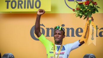 Image à la une de Dix choses à savoir sur Biniam Girmay, le premier sprinter noir à entrer dans l’histoire du Tour de France